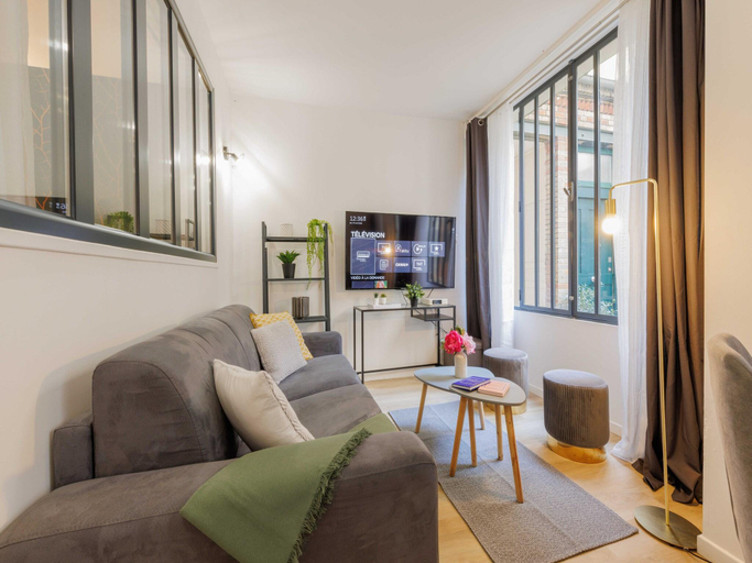 4, Beautiful apartment at Gare de lEst Republique, Paris