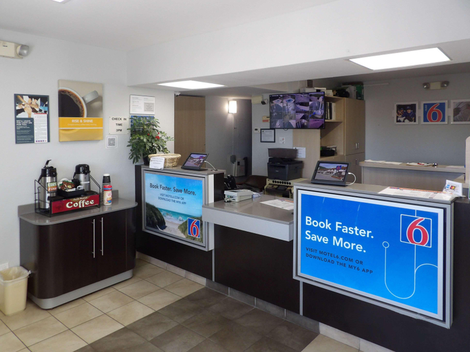 Public Area 3, Motel 6 Ontario, Or, Malheur