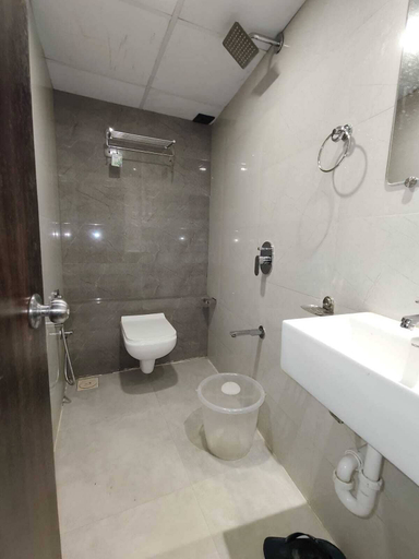 Bathroom 4, HOTEL BKC NX Rooms, Mumbai Suburban