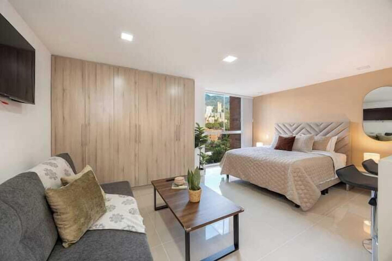 Room 2, Apartamentos La Frontera, Medellín