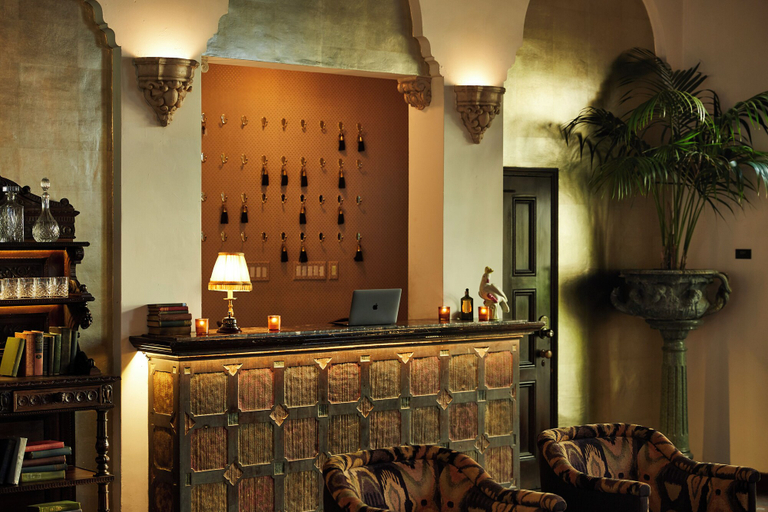 Lobby, Villa Carlotta, Los Angeles