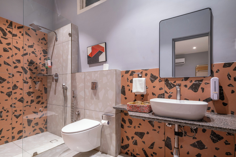 Bathroom 3, Hotel Serenity La Serene, Hyderabad