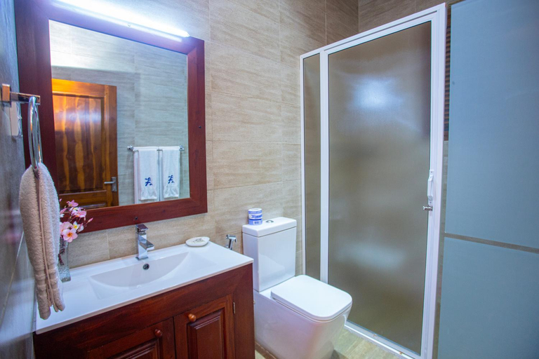 Bathroom 2, Albert Fort Boutique Hotel, Galle Four Gravets