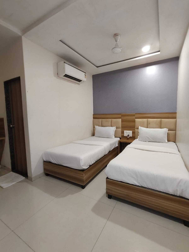 Bedroom 4, HOTEL BKC NX Rooms, Mumbai Suburban