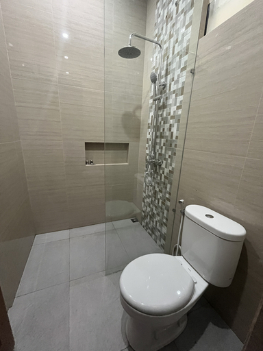 Bathroom 5, Easy Villa by Gaia Management, Bantul