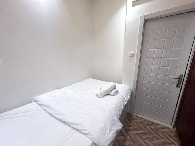 Room 5, Contemporary Partition Room in Tecom, Dubai