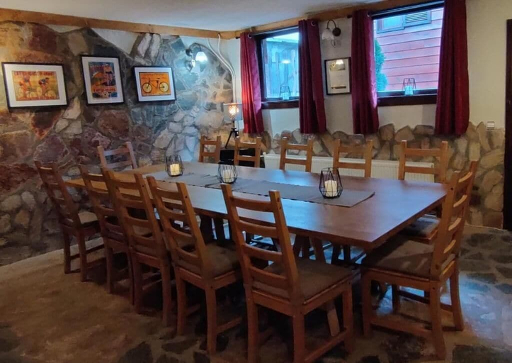Dining, Devonshire Lodge Chalet, Bansko