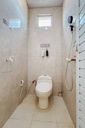 Bathroom 5, Golden House Syariah Nexura Collection, Wonosobo