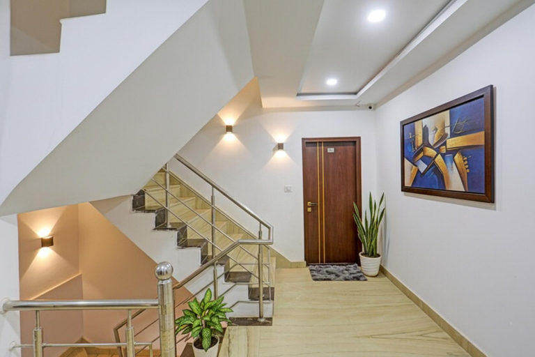 Public Area 3, Fabhotel Cg International, Delhi