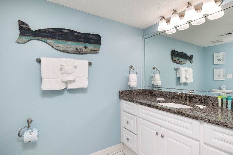 Bathroom 4, Islander 4011 by Brooks and Shorey Resorts, Okaloosa