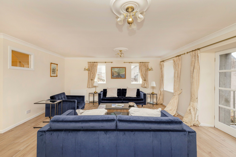 Room 2, Riverside Home in Perth, Perthshire and Kinross
