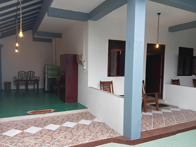 Bedroom 2, Mirissa Golden Resort, Weligama