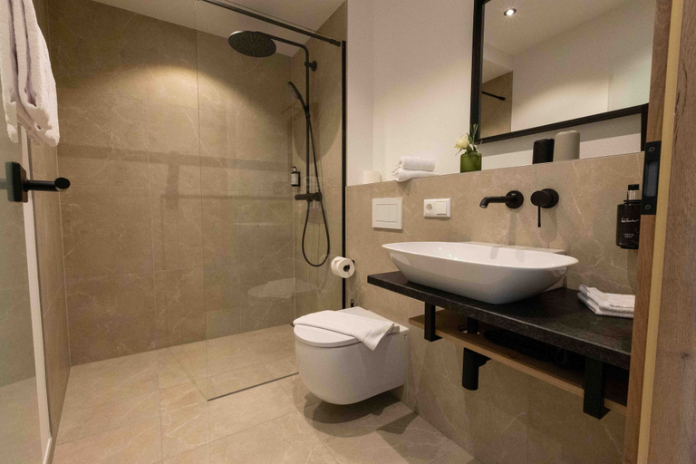 Bathroom 5, Hotel und Landgasthof Zachschuster, Bad Tölz-Wolfratshausen