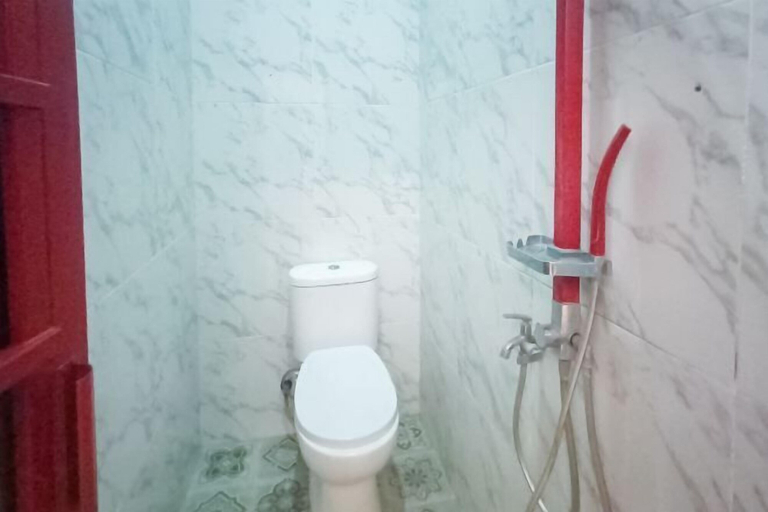 Bathroom 3, Vj Sweethome Syariah Near GOR Turida, Lombok