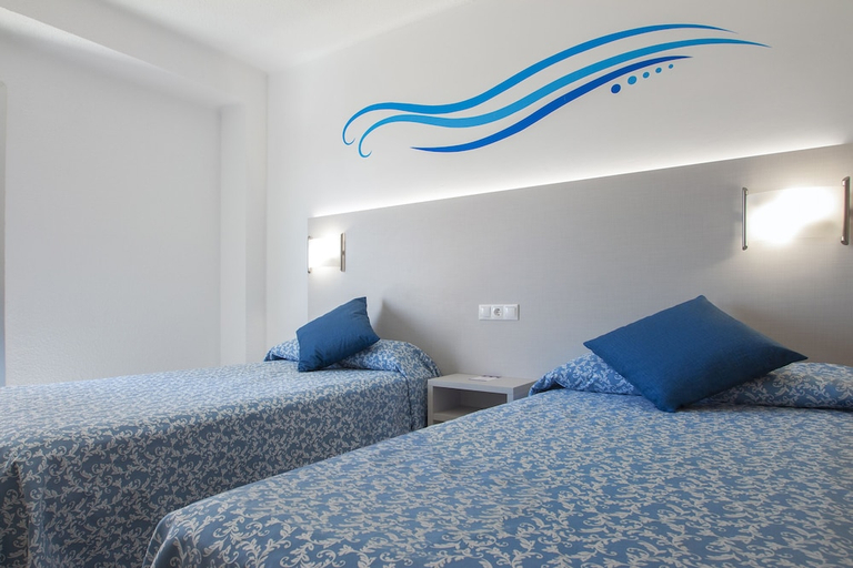 Bedroom 3, Hotel Servigroup Trinimar, Castellón