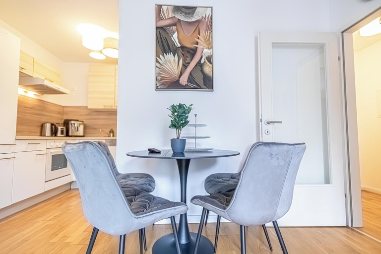 Living room 3, Nice 1BR 1LR Apartment City Center, Wien