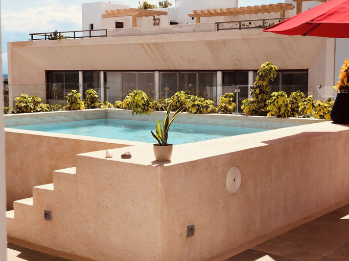 Rooftop pool 5, Stylish Studios with Rooftop Pool, Cozumel