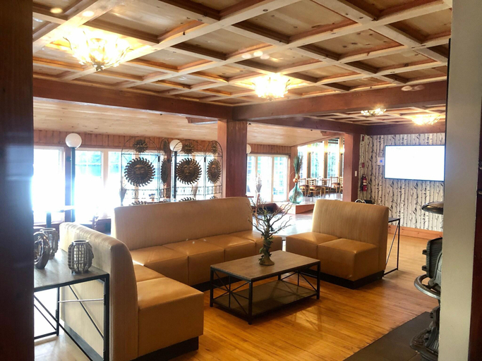 Public Area 2, The Grand Tappattoo Resort, an Ascend Collection Resort, Parry Sound