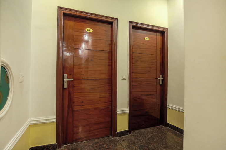 Hallway 4, Hotel RK Residency Opposite ISBT Sector 43 Chandigarh, Chandigarh