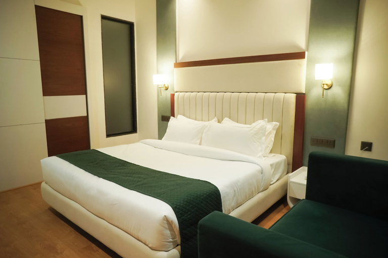 Room 3, Hotel Pacific Primee, Sahibzada Ajit Singh Nagar