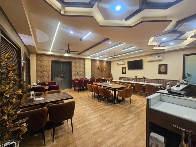 Food & Drinks 4, The Imperial Hotel And Convention Centre, Kanpur Nagar