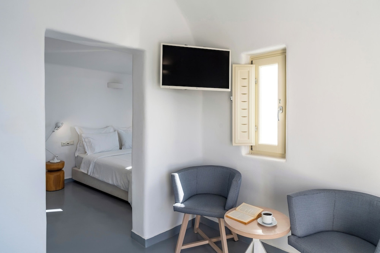 Bedroom 3, Cliff Side Suites Hotel, South Aegean