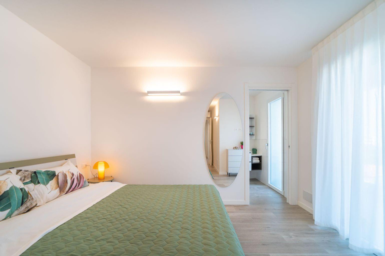 Bedroom 2, Wonderful seaview apartment in a prestigious residence, Udine