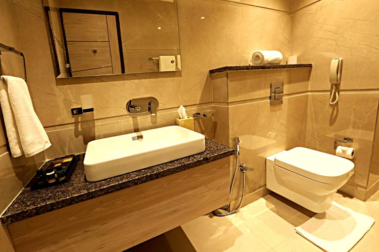 Bathroom 4, Dara Royale , Amritsar
