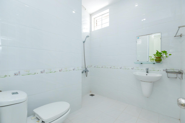 Bathroom 3, Villa 82 Hoàng Hoa Thám, Vũng Tàu
