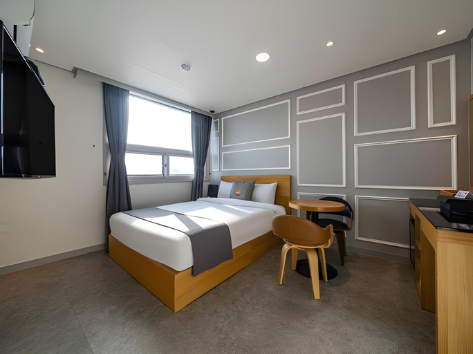 Bedroom 4, Sokcho Ritz Hotel, Goseong