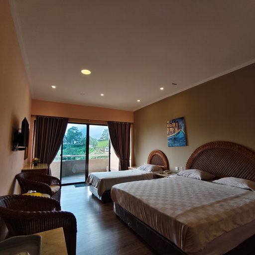 Puncak Inn Resort Hotel Room Type - Hillview Executive Triple