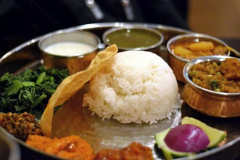 Restaurant 4, Private cozy studio in Jackson Heights, New York