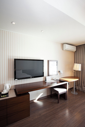 Others 4, Song Jung Hotel, Haeundae