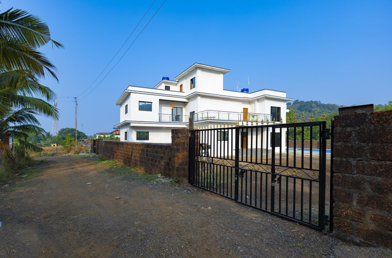 Front of property 3, Serenova Resort by ilif Hotels, Raigarh
