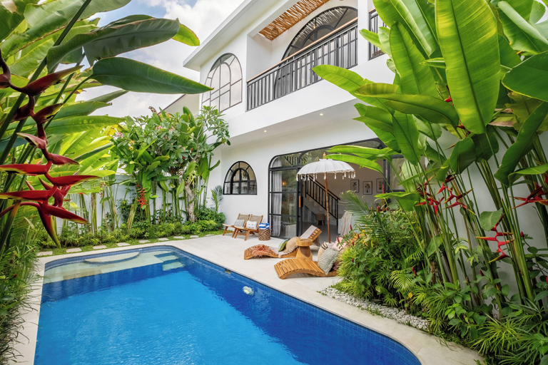 Room 1, Villa Talitha by DVH Luxe Tropical Pool, Badung