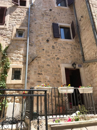 Building design 2, Kotor Casa Collection
