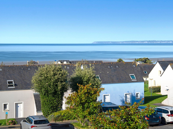 5, Cosy seaside house with private pool, Finistère