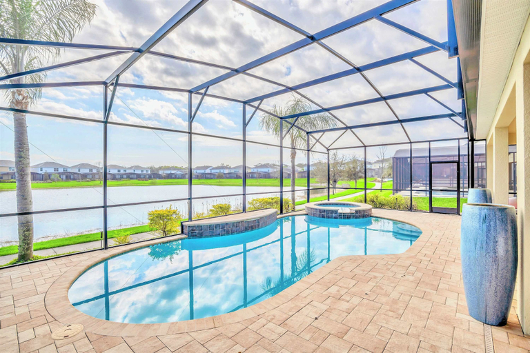 Interior 5, Upstay Lakeside 10br Home w Pool, Cinema & Games, Osceola