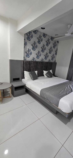 Room 2, hotel A-one, Gandhinagar