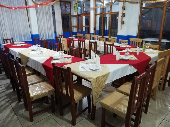 Food & Drinks 5, Hostal y Complejo Turistico La Rueda, Guaranda