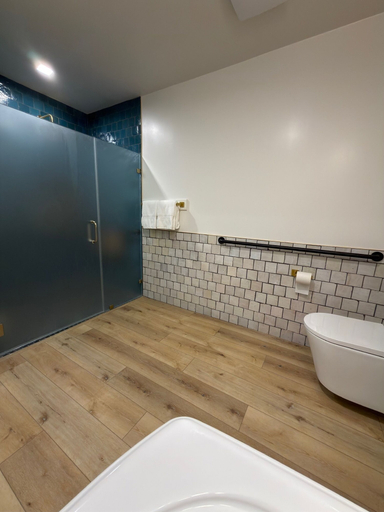 Bathroom 5, The Breeze Beachfront Resort, Brazoria