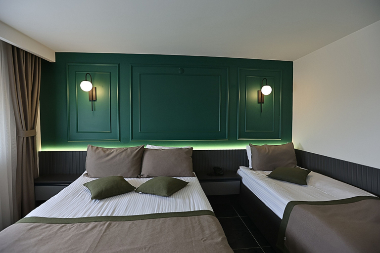 Bedroom 2, Ren Business Hotel, Gerede