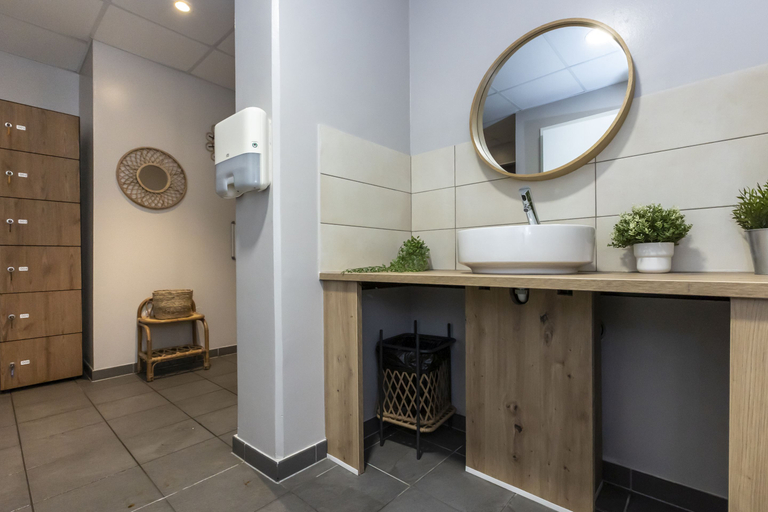 Bathroom 5, Odalys City - Strasbourg Centre Les Halles, Bas-Rhin