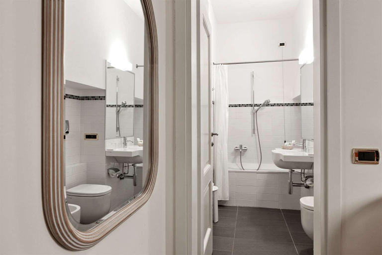 Bathroom 5, Hotel Belvedere - Bellagio, Como