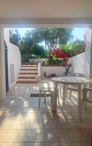 Garden view, Casa Elicriso, Olbia-Tempio