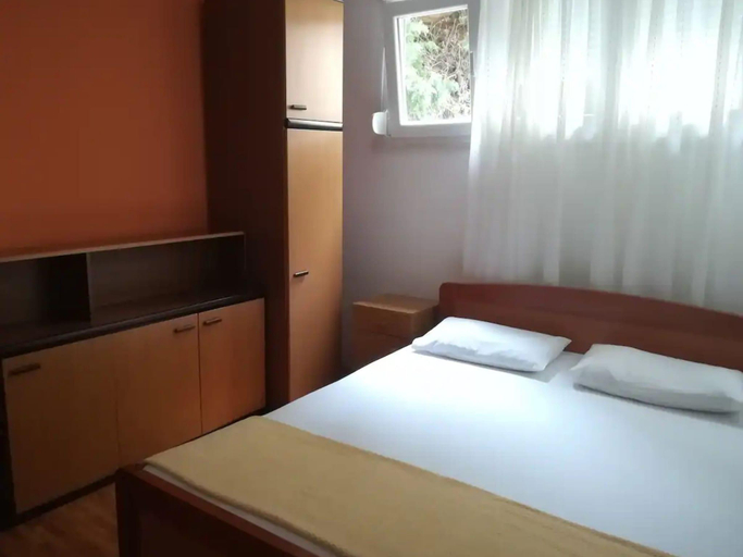 Bedroom, Friendly Well Located Family Apartment - Two bedroom apartment, Split