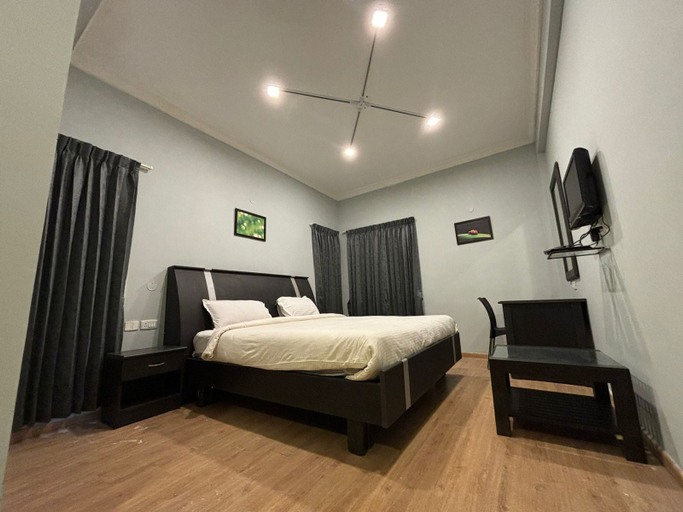 Room 5, KODAI FOGGY, Dindigul