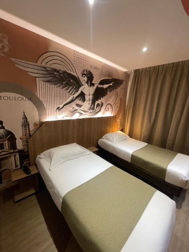 Bedroom 3, Hotel Icare, Haute-Garonne