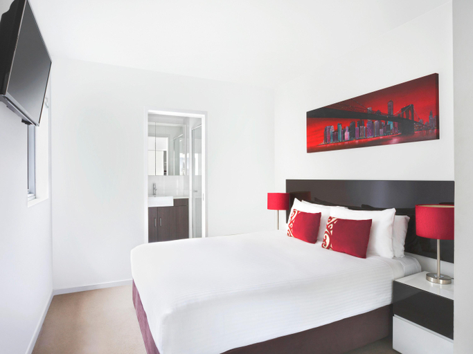 Bedroom 3, Mantra Midtown Brisbane, Brisbane