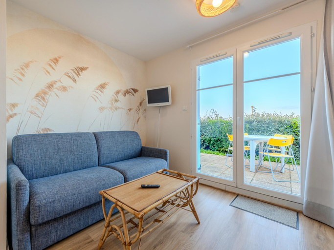 5, Cosy seaside house with private pool, Finistère
